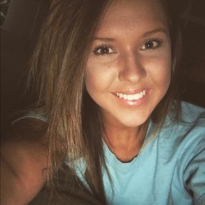 Meet your Posher, Kelsee